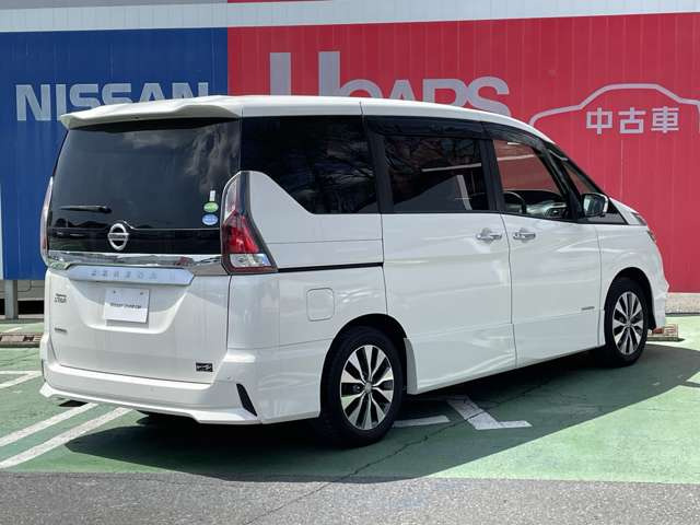 セレナ2.0 ハイウェイスター VセレクションII