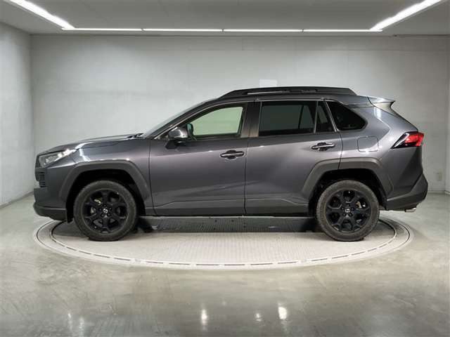 RAV42.0 アドベンチャー オフロードパッケージ 4WD
