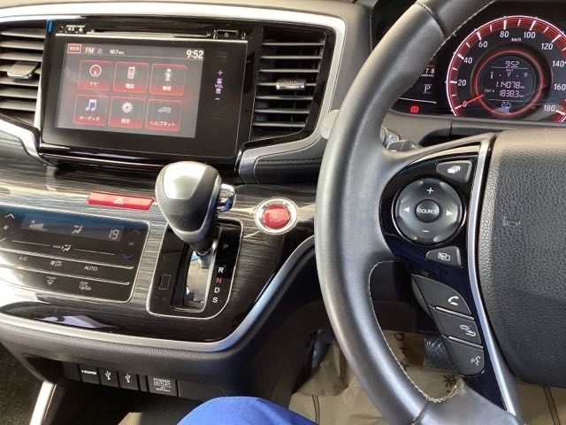 オデッセイ2.4 アブソルート