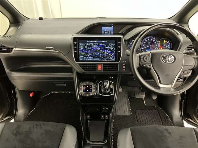 エスクァイアハイブリッド1.8 Gi プレミアムパッケージ ブラックテイラード