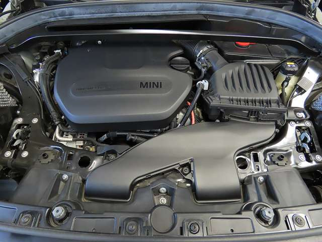 ミニクロスオーバークーパー D