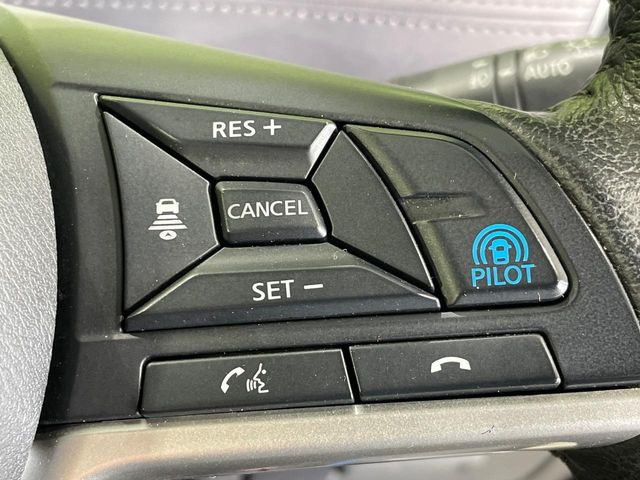 �y�v���p�C���b�g�z�������H�ł̒��������s���y��!!�a�؎��Ə��񑖍s�̃V�[���ŁA�A�N�Z���E�u���[�L�E�X�e�A�����O�������Ő��䂵�A�������^�]�̕��S���y�����Ă���܂���