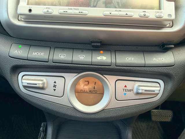 �C�ɂȂ邨�Ԃ�����܂�����E�̓d�b�ԍ����璼�ڂ��X�ɂ��₢���킹���������B�x�����@����ԗ����A��Ԃ܂łȂ�ł������������Ē����܂��B�X�^�b�t�ꓯ���A�����҂����Ă���܂��B