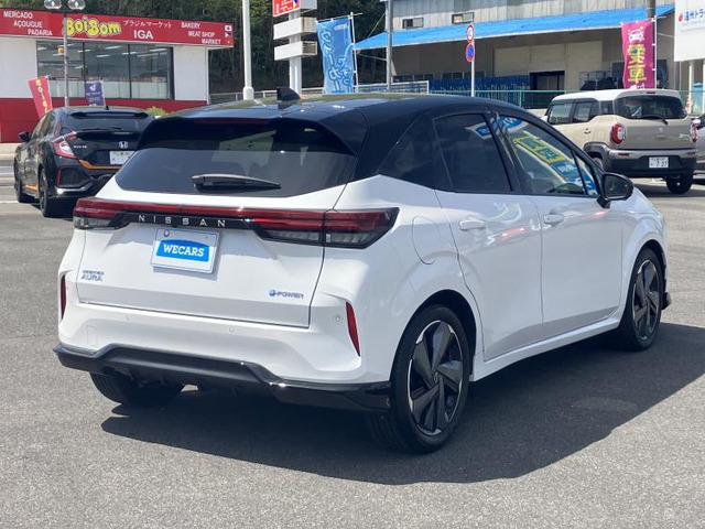 ノートオーラ1.2 G レザーエディション