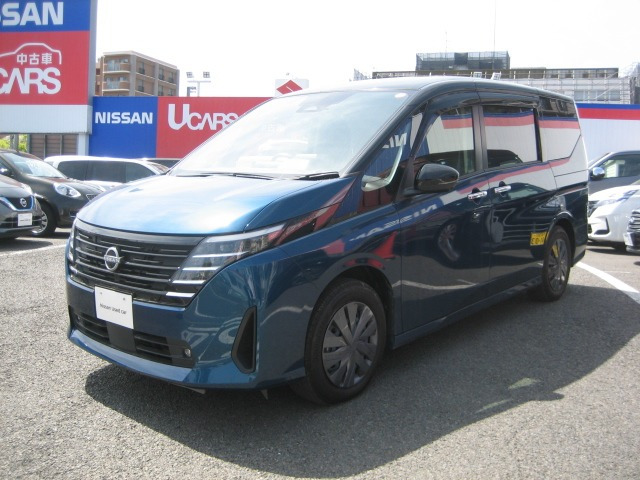 セレナ1.4 e-POWER XV