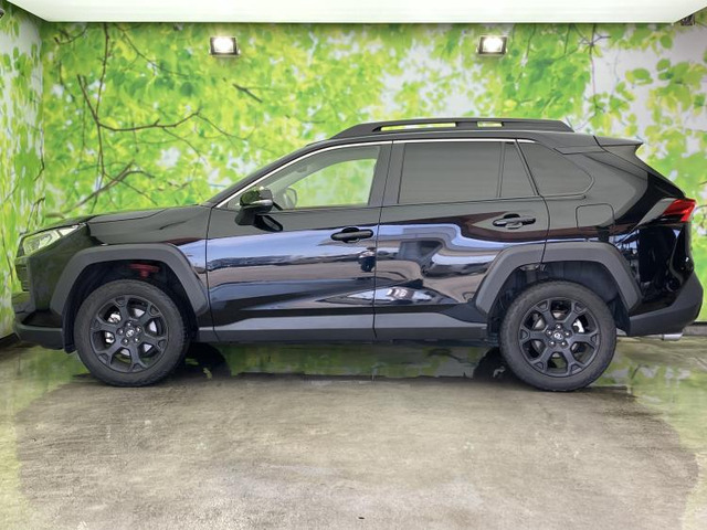 RAV42.0 アドベンチャー オフロードパッケージ 4WD