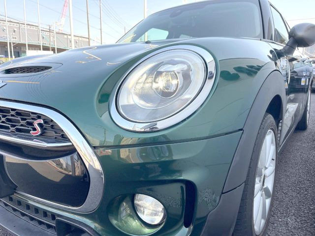 ��LED�w�b�h���C�g:��ԑ��s�����ǍD�Ȏ��E���m�ۂ����S���ĉ^�]�ł��鍂�P�xLED�w�b�h���C�g�𑕔�!�_�����x�������A����d�͂��}�����Ă��܂��B