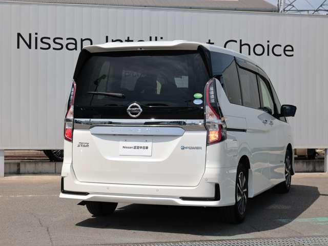 セレナ1.2 e-POWER ハイウェイスターV