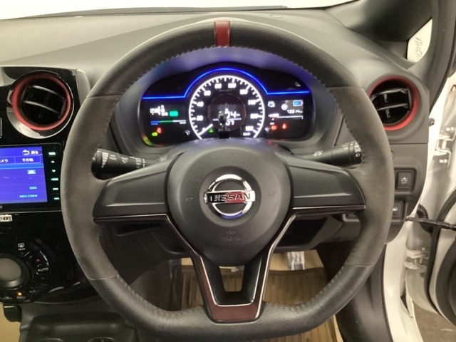 ノート1.2 e-POWER NISMO