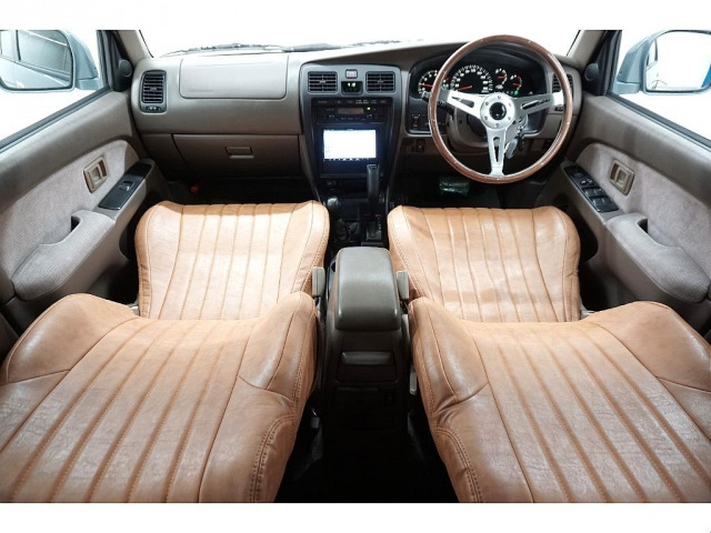 ハイラックスサーフ3.0 SSR-G ディーゼル 4WD