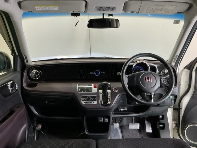 N-ONEプレミアム ツアラー Lパッケージ