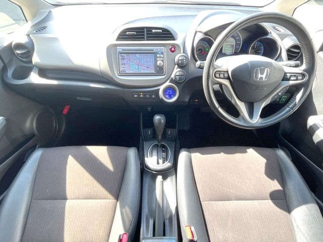 ���X�Ŏ戵�����Î�(�o�^�ςݖ��g�p�Ԃ�����)�́A�@��_�������𖳗��Ŏ��{�������܂��B���_�񎞂ɕʓr�@��_��������p�𐿋����邱�Ƃ͂������܂���̂ł����S����������