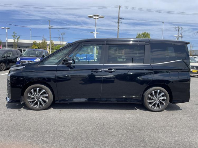 ヴォクシー1.8 ハイブリッド S-Z