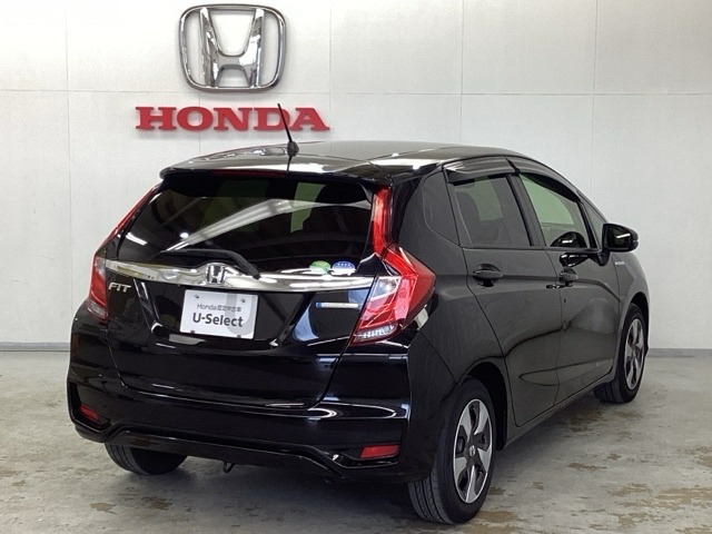 フィット1.5 ハイブリッド Fパッケージ コンフォートエディション