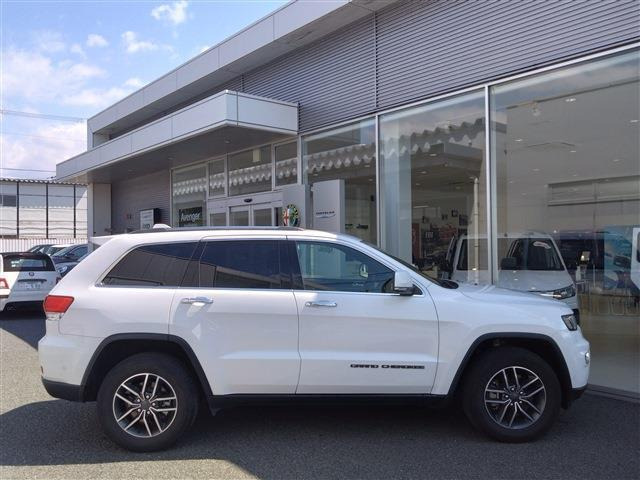 グランドチェロキーリミテッド(エアサス無し) 4WD