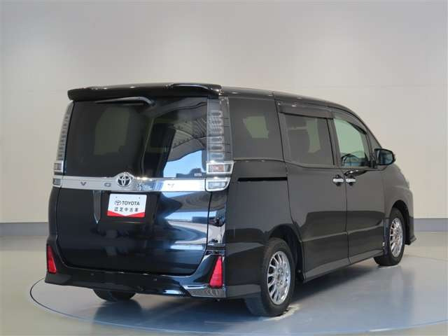 ヴォクシー2.0 ZS 煌III