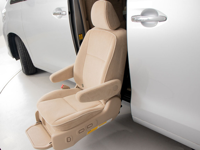 ���W���O�_�����{������ȋ@�ނ��p���āA�O�ԓ_�������{���Ă���܂�!