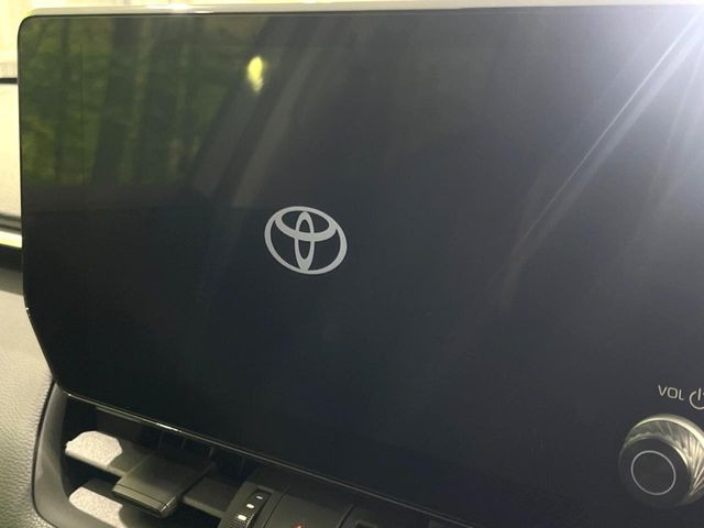 �y10.5�C���` �f�B�X�v���C�I�[�f�B�I�z���ʂ̃f�B�X�v���C��AppleCarPlay��AndroidAuto�����p�\�B�傫�ȉ�ʂŃX�}�z�i�r�A�v���������p���������܂���