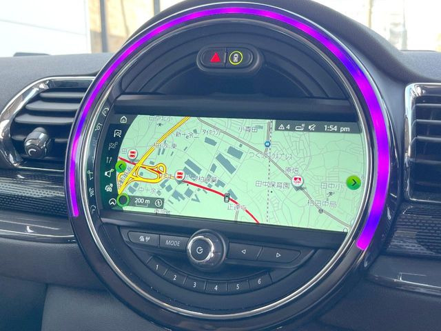 �������i�r:��̊��̂���i�r�́A����������ԓ������o���Ă���܂��B�I�[�f�B�I�@�\���[�����Ă���܂��̂ŁA�^�]�����y���߂܂���