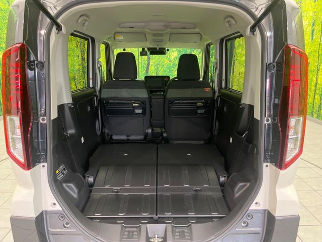 3��ڃV�[�g�͂�������ԗǍD����l�ł��������ƍ����Ē����܂��̂ŁA��l���ł̂��o���������N���N�ł��􂲉Ƒ��ŁA�C�̒m�ꂽ���ԂŁA�h���C�u�ɍs���̂��y���݂ł��ˁ�