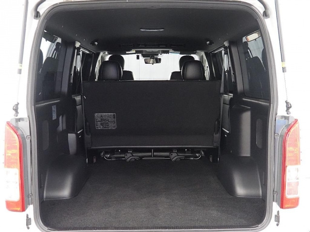 ハイエースバン2.8 スーパーGL ダークプライムII ロング ディーゼル 4WD