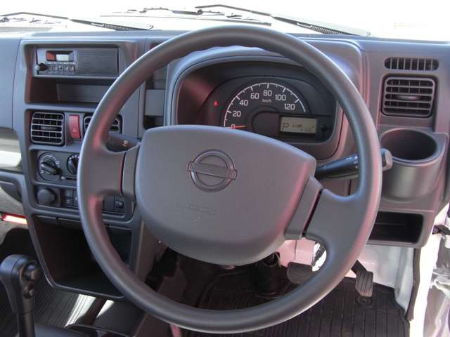 クリッパートラックDX セーフティパッケージ 4WD