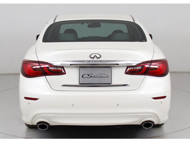 クリアランスソナーが付いています!フロント&リアにセンサーがあり、障害物に近づくと警告音が鳴りドライバーへお知らせ!すごく便利な人気装備です!!