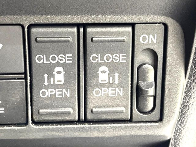 フリード1.5 e:HEV エアー EX