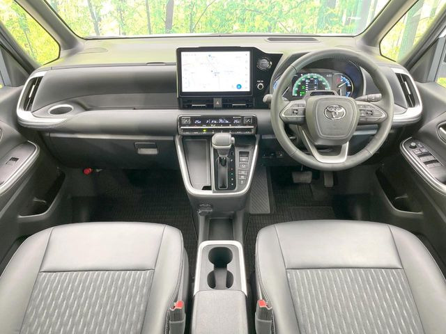 ノア1.8 ハイブリッド S-Z