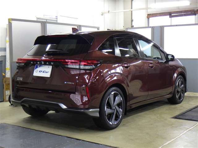 ノートオーラ1.2 G レザーエディション