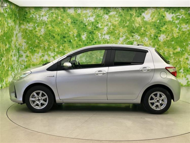 ヴィッツ1.5 ハイブリッド F