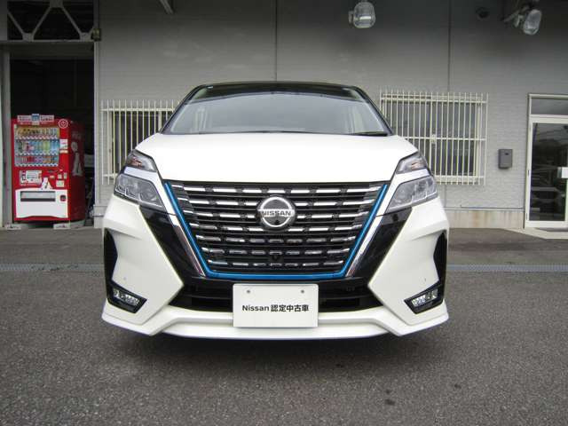 セレナ1.2 e-POWER ハイウェイスターV