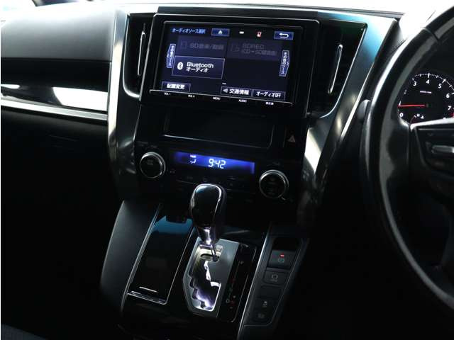 ヴェルファイア2.5 Z Aエディション ゴールデンアイズ