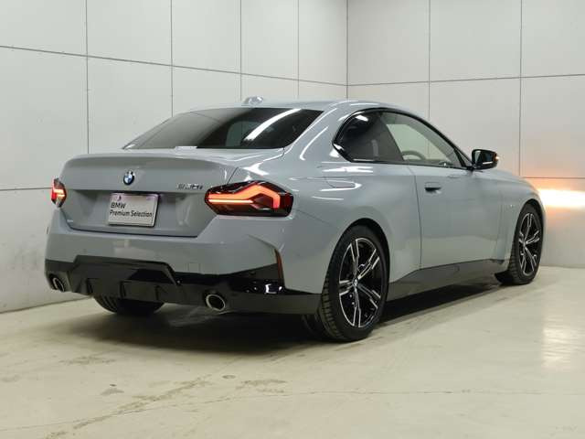 2シリーズクーペ220i Mスポーツ