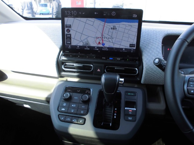 フリード1.5 e:HEV エアー EX