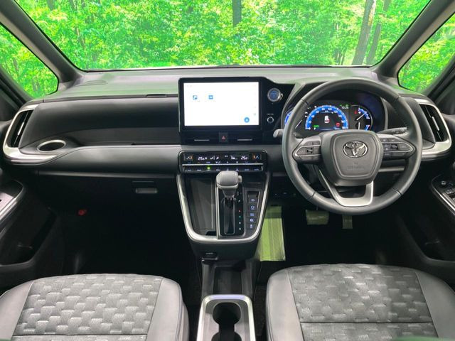 ヴォクシー1.8 ハイブリッド S-Z