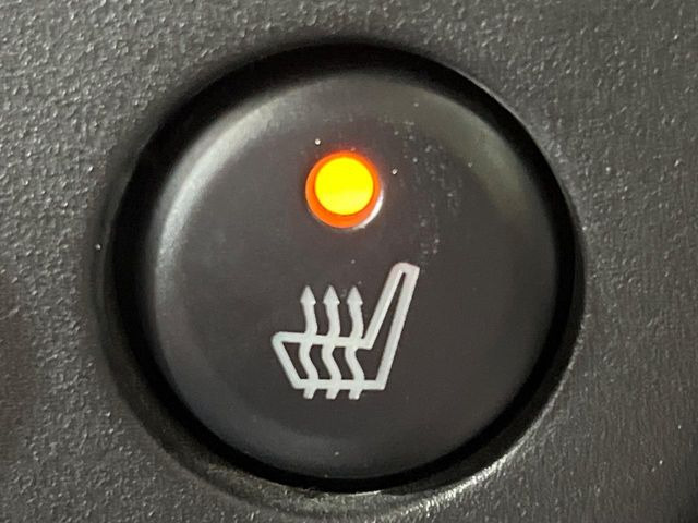 �y�V�[�g�q�[�^�[�z�������ɏd�󂷂�V�[�g�q�[�^�[!�G�A�R����葁�����܂��Ă����̂Ŋ�����̐l�����S�ł��ˁ�G�A�R���̉����͊������邩����A�Ƃ������ɂ����������߂ł��B