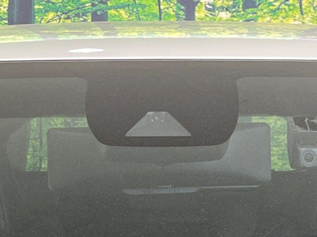 カローラツーリング1.8 ハイブリッド W×B