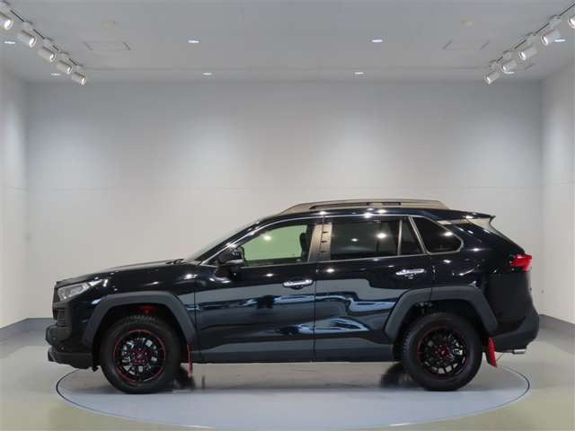 RAV42.0 アドベンチャー オフロードパッケージ 4WD