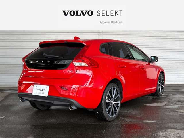 V40D4 ダイナミック エディション ディーゼル