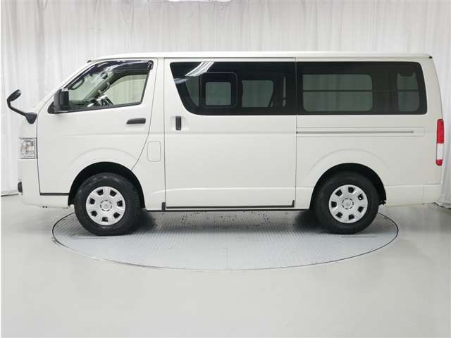 ハイエースバン2.8 DX ロング GLパッケージ ディーゼル 4WD
