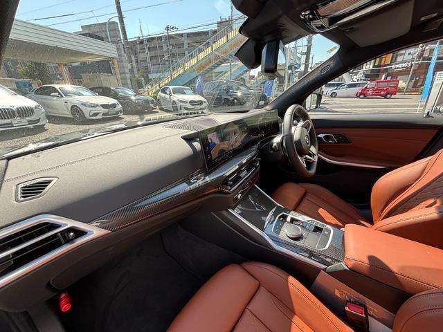 3シリーズセダン320d xドライブ Mスポーツ 4WD