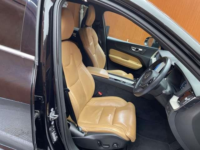 XC60T5 AWD インスクリプション 4WD