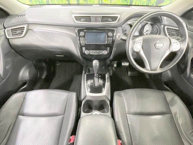 エクストレイル2.0 20Xtt エマージェンシーブレーキパッケージ