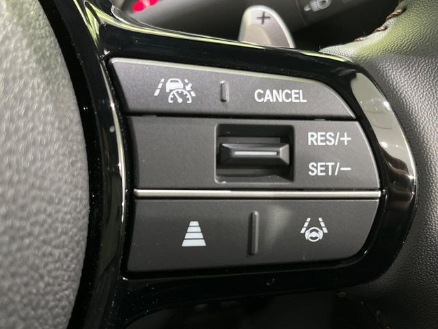 �y�A�_�v�e�B�u�N���[�Y�R���g���[���z�������H�ł̒��������s���y��!!�����ő��x��ۂN���[�Y�R���g���[�����A�Փˌy���V�X�e���ƘA�g���A�O���̎ԗ������m���ĎԊԂ�ۂ悤�ɑ��x���߂��Ă���܂�!!