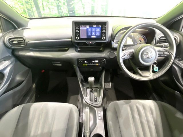 ヤリス1.5 ハイブリッド X