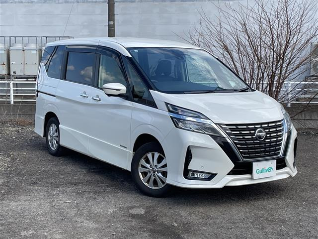 セレナ2.0 ハイウェイスターV 4WD