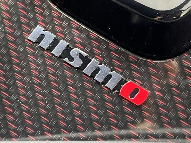 ノートオーラ1.2 NISMO チューンド e-POWER 4WD