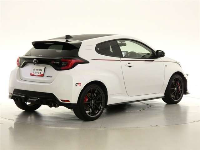 GRヤリス1.6 RZ ハイ パフォーマンス 4WD