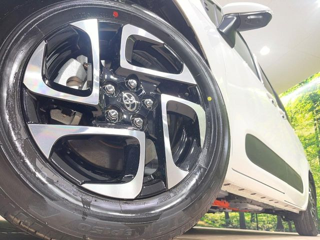 �y�����A���~�z�C�[���z�O�ςɃ}�b�`���������A���~�z�C�[���𑕒����Ă���܂��B�e��ЊO�A���~�z�C�[����A�X�^�b�h���X�^�C�����戵�����Ă���܂��B���񂲑��k����������